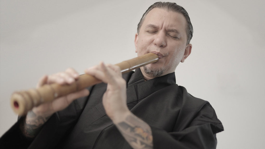 zapata sensei playing a shakuhachi bamboo flute